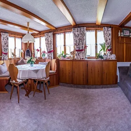 ゲストハウス Haus Erika ヴィーデン